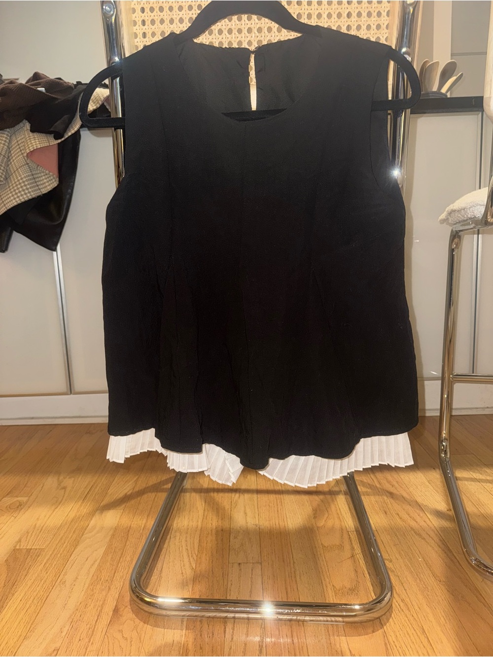 Japanese Sleeveless Black Top with White Pleated Hem